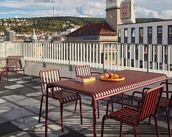 Numa Stuttgart Rotebühlplatz - Stuttgart - Balcony