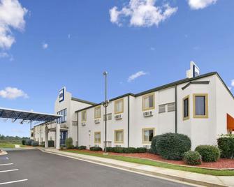 Howard Johnson Tifton - Tifton - Rakennus