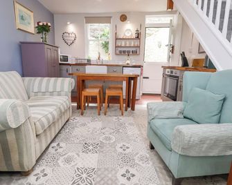 Millgate Cottage - Conwy - Living room