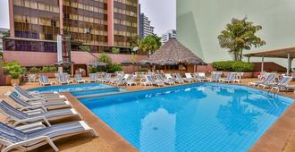 Castro's Park Hotel - Goiânia - Pool