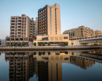 Pavilion Hotel Al Jaddaf-Managed by Nooa - Dubai - Building