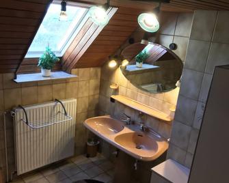 Nice apartment in Gifhorn / Wilsche - Gifhorn - Bad
