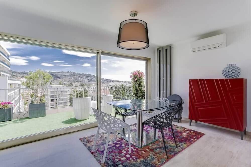 Immogroom - Apartment With Terrace - Ac - Parking - קאן - חדר אוכל
