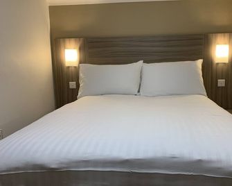 De Regency Style Hotel - Redditch - Ložnice