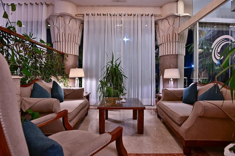 فندق سويس إن النيل القاهرة