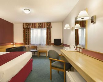 Days Inn by Wyndham Bradford M62 - Brighouse - Camera da letto