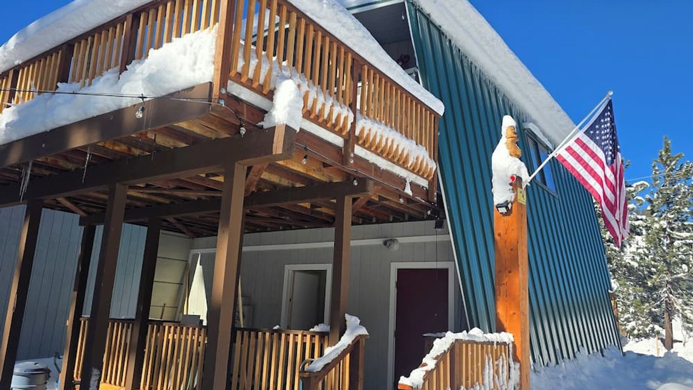 肉桂熊旅館 - 馬莫斯湖