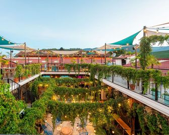 Adra Hostel - Antigua