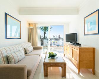 Plus Fariones Apartamentos - Puerto del Carmen - Living room