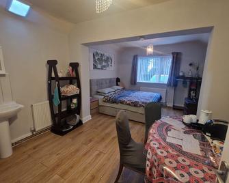 Studio Lickey Hills Near Attractions Garden Petok - Birmingham - Dormitor