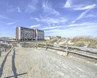 Beachfront North Wildwood Condo w/ Ocean Views! - North Wildwood - Priveliște în exterior