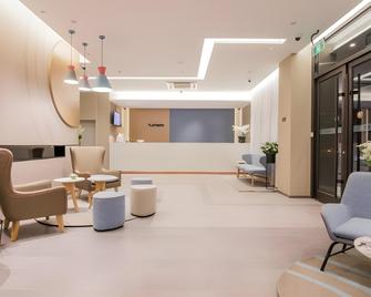 Home Inn Neo Shanghai Pudong Lianyang New International Expo Center - Xangai - Lobby