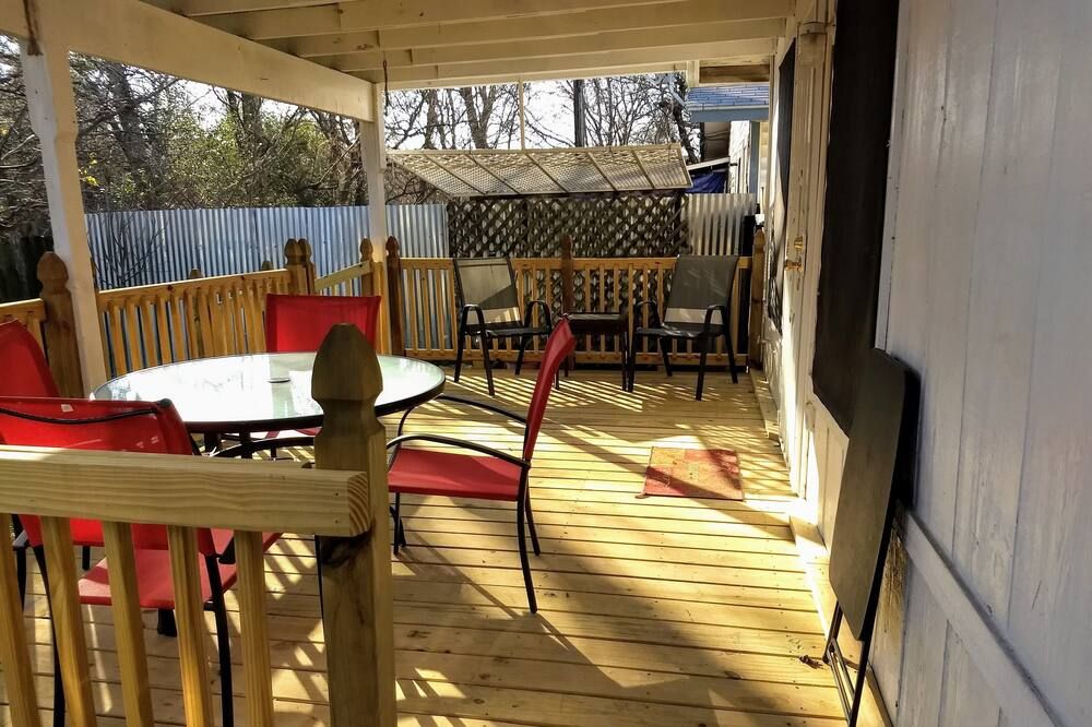 South Austin friendly - אוסטין - מרפסת