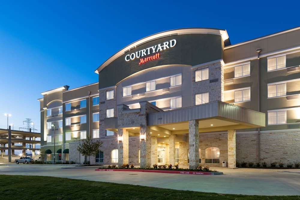 Courtyard by Marriott Dallas Plano/Richardson thumbnail 3