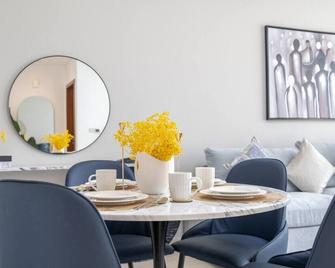 708- Vida Emirates Hills · Vida - Golf view near Dubai Marina /Jumeirah beach - Dubai - Essbereich