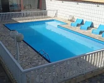 Suítes Ubatuba Praia da Lagoinha - Ubatuba - Havuz