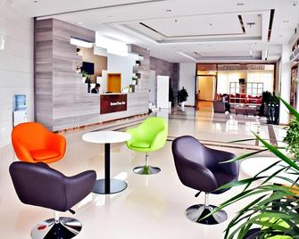 Greentree Inn Fuzhou Gandong Bridge Express Hotel - Fuzhou - Lobby