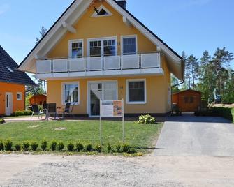 Ferienwohnungen Appartements - Ferienhaus Müritztraum - Gotthun - Gebäude