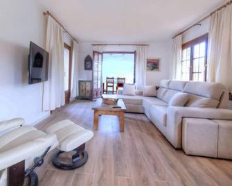 Hercaris by Interhome - Begur - Wohnzimmer