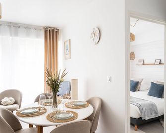 Malouine - A 450m de la plage avec garage privatif - Saint-Malo - Dining room