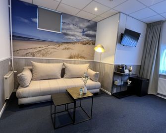 Sea You Hotel Noordwijk - Noordwijk - Vardagsrum
