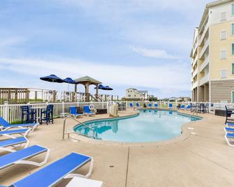 Hilton Garden Inn Outer Banks/Kitty Hawk - Kitty Hawk - Pool