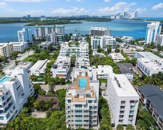 One Bay Harbor Luxury Condo - Miami Beach