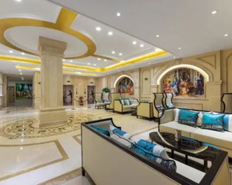 Vienna Hotel Wuhan Guobo Jiangang Metro Station - อู่ฮั่น - ล็อบบี้