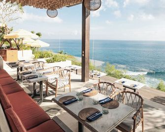 Ulu Cliffhouse - South Kuta