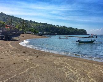 At The Beach Candidasa - Manggis - Beach