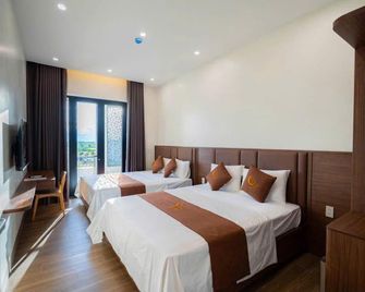 Lunab Hotel - Dong Hoi - Bedroom