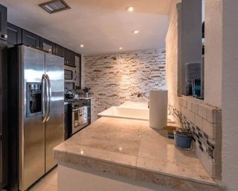 Villa Laurel - Palm Springs - Kök