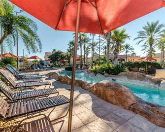 Fs3867ha - 4 Bedroom Townhome In Regal Palms Resort & Spa, Sleeps Up To 8, Just 7 Miles To Disney - Davenport - Piscina