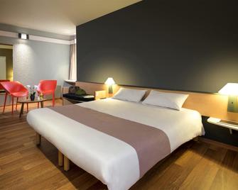 ibis Charleroi Centre Gare - Charleroi - Schlafzimmer