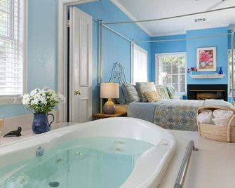 Montford Inn & Cottages - Norman