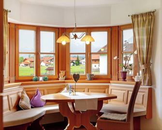 Landhaus Bergkulisse - Wallgau - Eetruimte