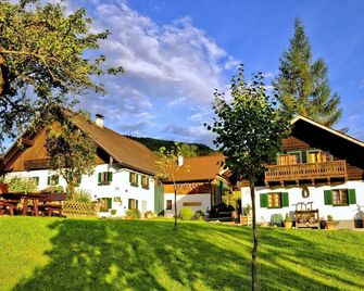 Ferienhof Margarethengut - Unterach - Gebäude