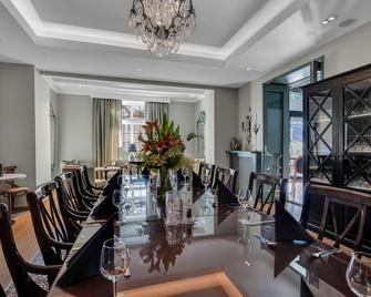 هوم هوتل جابلشوس - أوسلو - مطعم