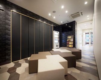 Centurion Ladies Hostel Ueno Park - Caters to Women - Tokyo - Lobby