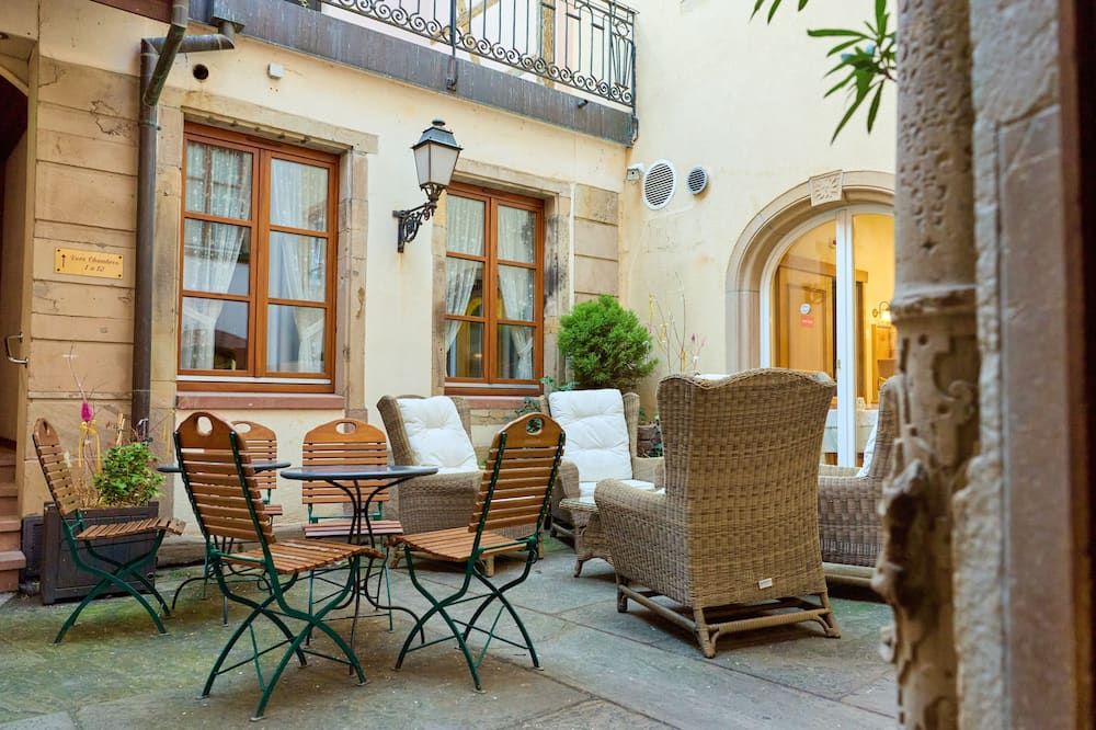 Hotel Saint-Martin - קולמר - פטיו