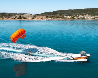 Messonghi Beach Hotel - Moraitika
