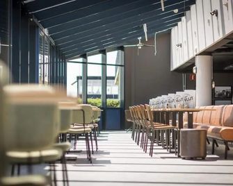 Studio in Netherlands Near the Coast - De Cocksdorp - Restaurant