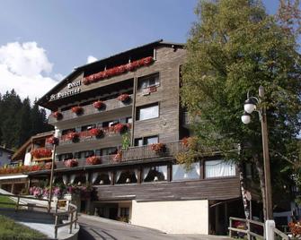 Hotel Garni St. Hubertus - Madonna di Campiglio - Rakennus