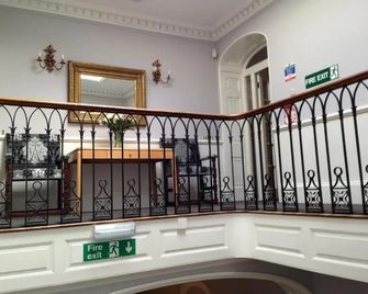 Antrobus Hotel - Salisbury