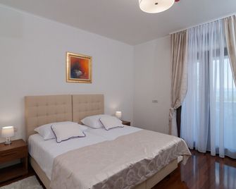 Luxury Rooms Near the Beach - Spalato - Camera da letto