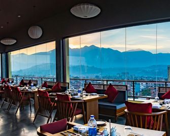 Vivanta Kathmandu - Lalitpur - Restaurant