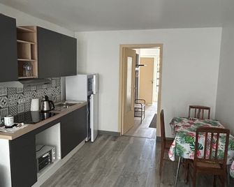 Rental Seilhac Plein Center Ville Week Or Fortnight - Seilhac - Cocina
