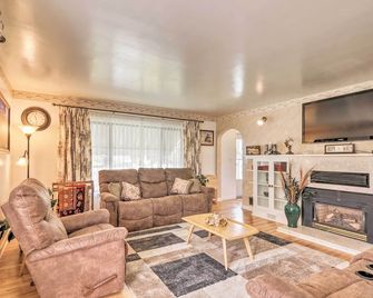 Panguitch Home with Patio about 24 Mi to Bryce Canyon - Panguitch - Salon