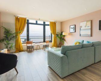 Beachcliff Hotel and Apartments - Cardiff - Pokój dzienny