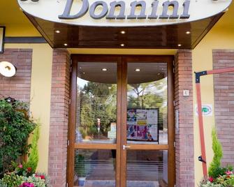 Hotel Donnini - Santa Maria degli Angeli - Будівля